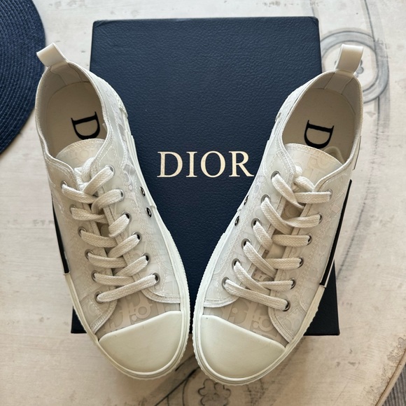 dior b23 white